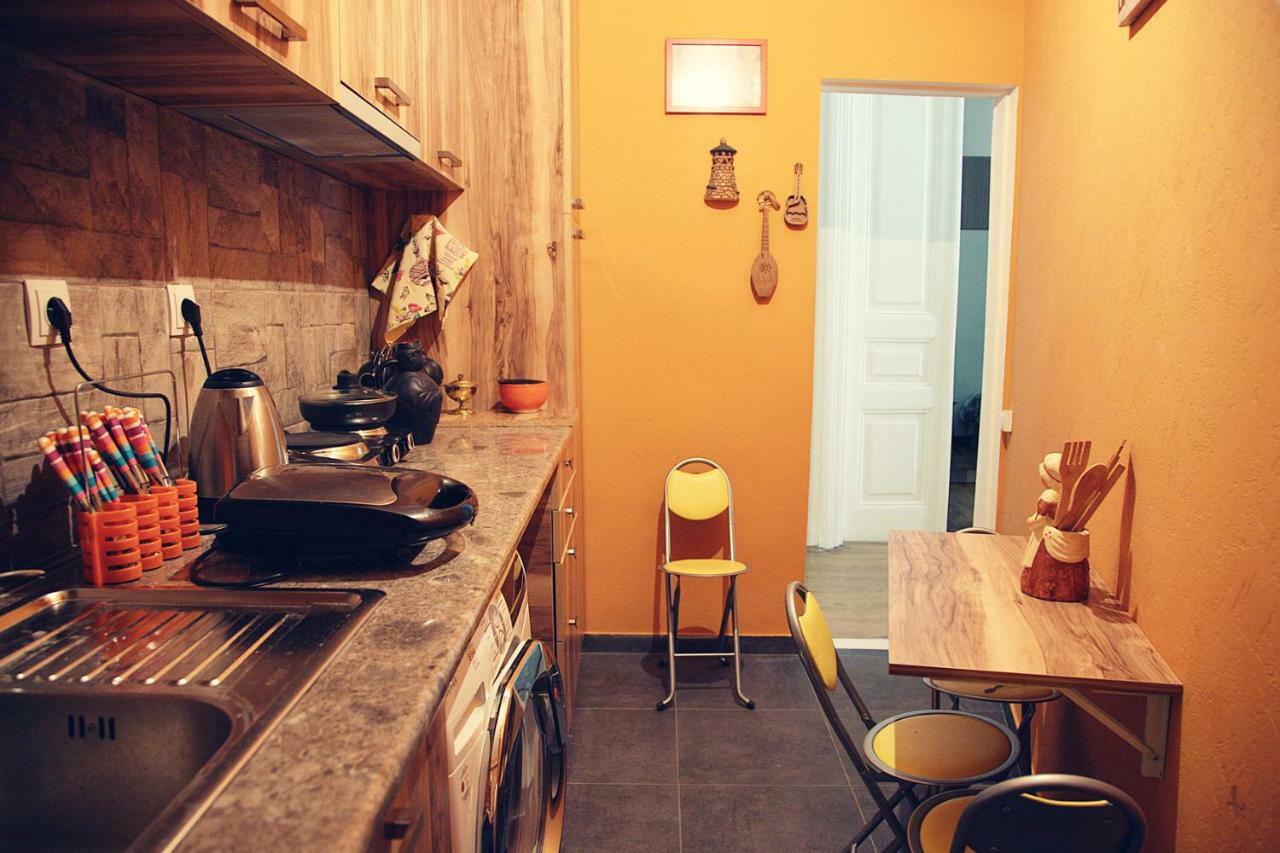 Ferienwohnung Apartament Old Yard Tbilisi Exterior foto